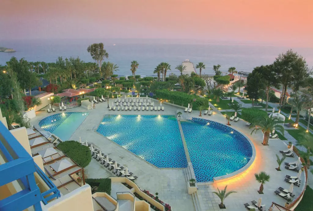 hotel elias beach_limassol_shabavizparvaz_07.jpg